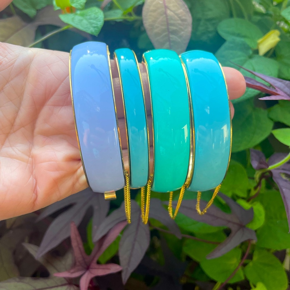 *SOLD*Pastel Bangle Bracelet Set (different platform)